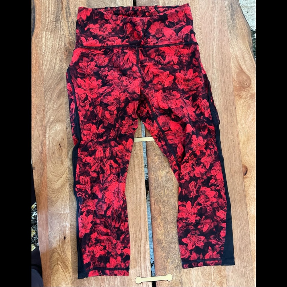 Lululemon capris